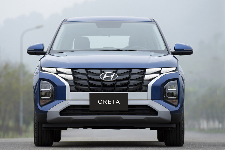 Với thiết kế trẻ trung, hiện đại cùng nhiều trang bị tiện nghi, Hyundai Creta đã nhanh chóng trở thành mẫu xe nổi bật trong phân khúc. Bên cạnh đó, xe cũng có mức giá dễ tiếp cận