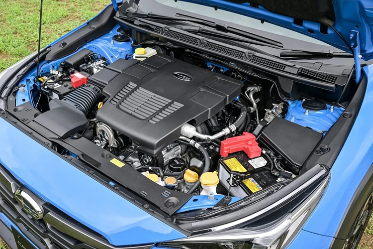 Subaru Crosstrek 2.0 i-S EyeSight được trang bị động cơ 2.0L hút khí tự nhiên, sản sinh công suất 154 mã lực, mô-men xoắn 196 Nm.