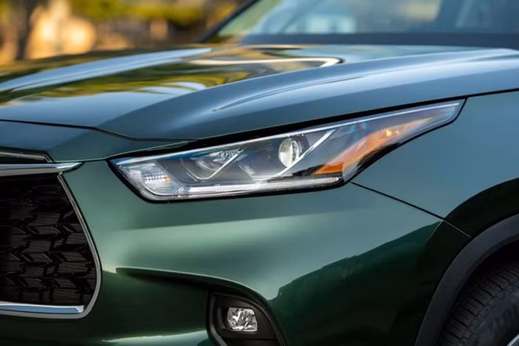 Để kỷ niệm 25 ngày ra mắt, Toyota vừa phát hành một phiên bản Highlander đặc biệt, sản xuất với số lượng giới hạn chỉ 2.500 chiếc. Phiên bản này có tên là Toyota Highlander 25th Edition mới, được phát triển dựa trên bản Highlander Hybrid Limited AWD.