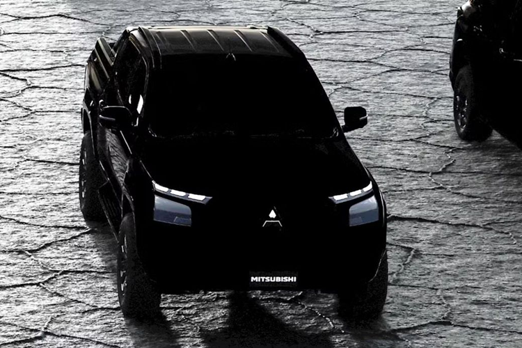 "Chúng tôi sẽ không chỉ cung cấp xe thuần điện mà còn có cả Mitsubishi plug-in hybrid và hybrid, đồng thời giới thiệu các sản phẩm phù hợp và đáp ứng Tiêu chuẩn Hiệu suất Phương tiện Mới (NVES) do chính phủ Úc đặt ra," ông Takao Kato nói thêm.