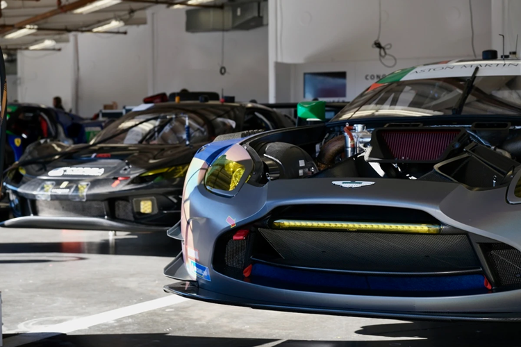 Mặc dù chưa chính thức ra mắt , siêu xe Aston Martin Vantage GT3 2024 đã giành được vị trí thứ 4 trên bảng xếp hạng, sau mẫu Ferrari 296 GT3, Porsche 911 GT3 và BMW M4 GT3.