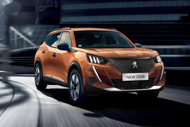 Riêng dòng xe Peugeot 408 không được áp dụng giá bán ưu đãi. Mẫu SUV lai Coupe này vẫn có giá dao động từ 1,019 - 1,269 tỷ đồng cho 3 phiên bản. Mẫu MPV cỡ lớn Peugeot Traveller cũng giữ nguyên giá bán 1,589 tỷ đồng cho bản Premium 7 chỗ.