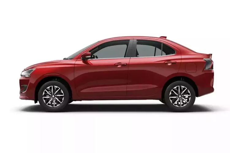 Dưới nắp ca-pô là động cơ 3 xi-lanh, dung tích 1,2 lít hút khí tự nhiên tạo ra công suất 80 mã lực khi chạy bằng xăng hoặc 69 mã lực ở phiên bản CNG. Động cơ có thể được ghép nối với hộp số sàn 5 cấp hoặc hộp số tự động 5 cấp, truyền công suất đến trục trước.