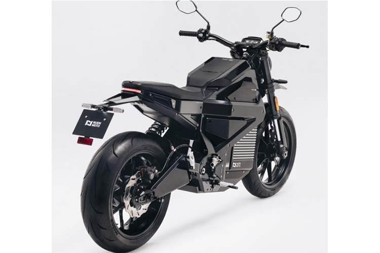 Nuen N1-S được hỗ trợ sạc nhanh từ 0% đến 80% trong 40 phút (hoặc 0-100% trong 60 phút) với nguồn điện DC 3 pha đang được lắp đặt tại trạm của hãng.