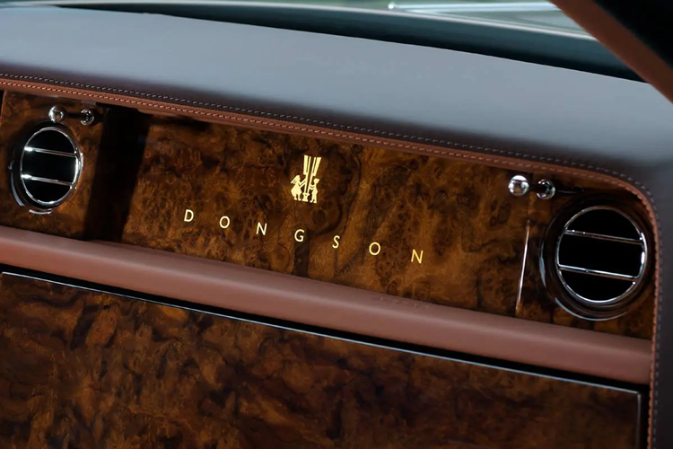 Vì thế chọn xe số 1, và tất nhiên, tùy chọn này khiến đại gia phải chi thêm 10 tỷ đồng. Qua đó cho thấy "Khi anh em mua hàng "Limited Edition" cũng đừng vì thế mà quá tự hào. Người bán họ muốn bán hàng và họ đang bán niềm vui cho anh em thôi, muốn làm ra bao nhiêu mà chẳng được", ông Minh kết luận.