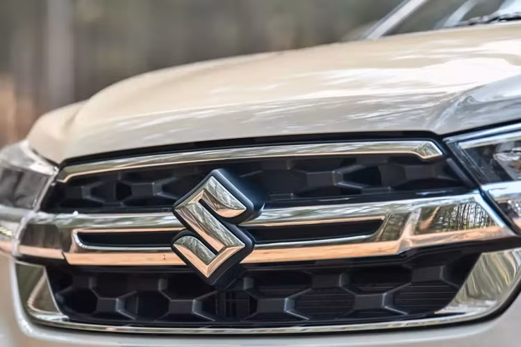 Tương tự xe ở Indonesia, mẫu xe này cũng được trang bị hệ truyền động mild hybrid với máy xăng 4 xi-lanh, dung tích 1.5L quen thuộc, máy phát điện tích hợp bộ đề ISG và pin lithium-ion 10 Ah 12V.