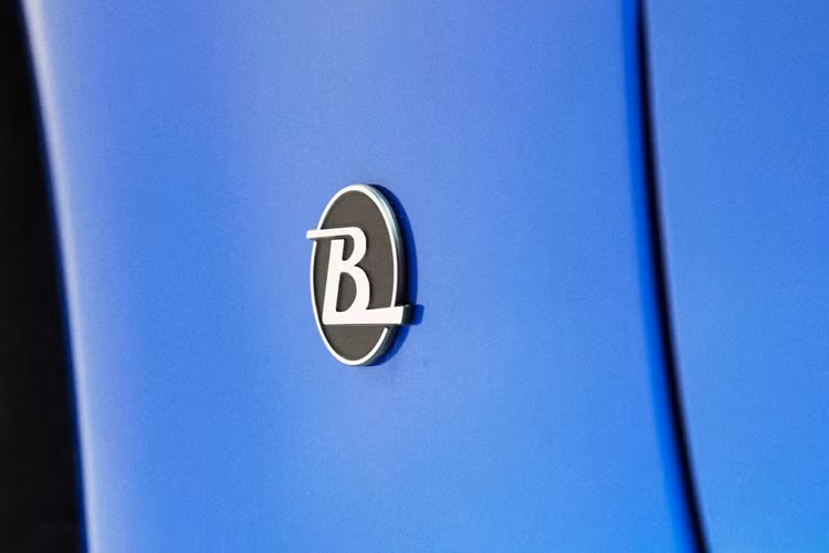 Chúng tôi đang đưa những chiếc xe Nhật Bản mang tính biểu tượng của những năm 1980 và 1990 lên một tầm cao hoàn toàn mới để những người đam mê trên toàn thế giới có thể sở hữu và cầm lái những chiếc xe này.”