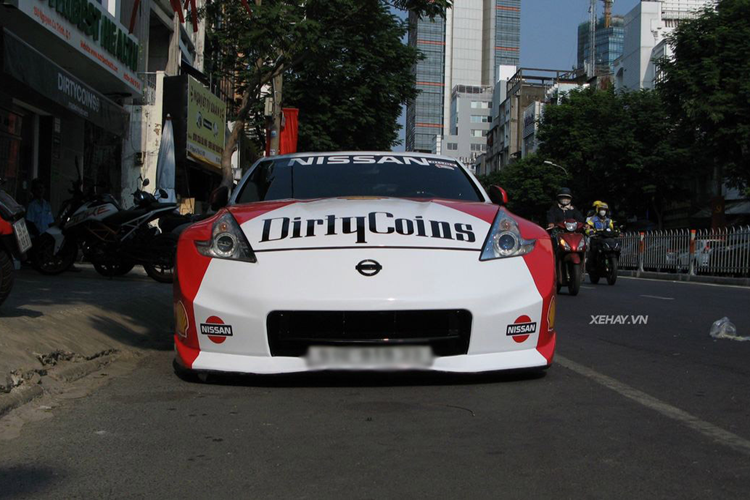 Nissan 370Z được ra mắt vào tháng 10/2006 và được trưng bày lần đầu trong khuôn khổ sự kiện hướng tới triển lãm Los Angeles Auto show vào năm 2008.