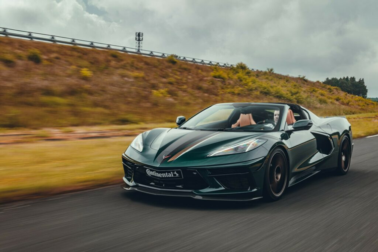 GeigerCars đã nâng cấp hệ thống phanh của xe với bộ cùm phanh 6 piston mới ở phía trước với đĩa phanh 378 mm, phía sau với đĩa phanh 355 mm để đảm bảo khả năng xử lý tốt hơn.