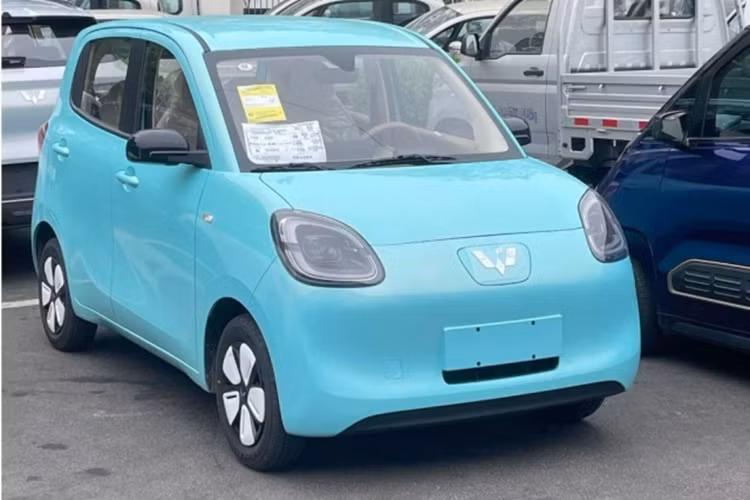 Chiếc xe thế hệ thứ hai được trang bị động cơ điện TZ155XZ230 với công suất tối đa 30 kW. Tốc độ tối đa cũng được giới hạn ở mức 100 km/h. Xe được trang bị bộ pin lithium iron phosphate 16,2 kWh do Gotion hoặc Saike Ruipu Power Battery System cung cấp, cung cấp phạm vi CLTC là 205 km.