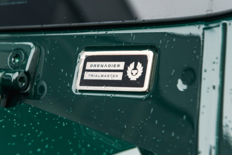 Đây là mức giá phải chăng vì giá bán cơ bản của một chiếc Ineos Grenadier Station Wagon năm chỗ đã là khoảng 76.000 bảng Anh (94.800 USD) ở Anh.