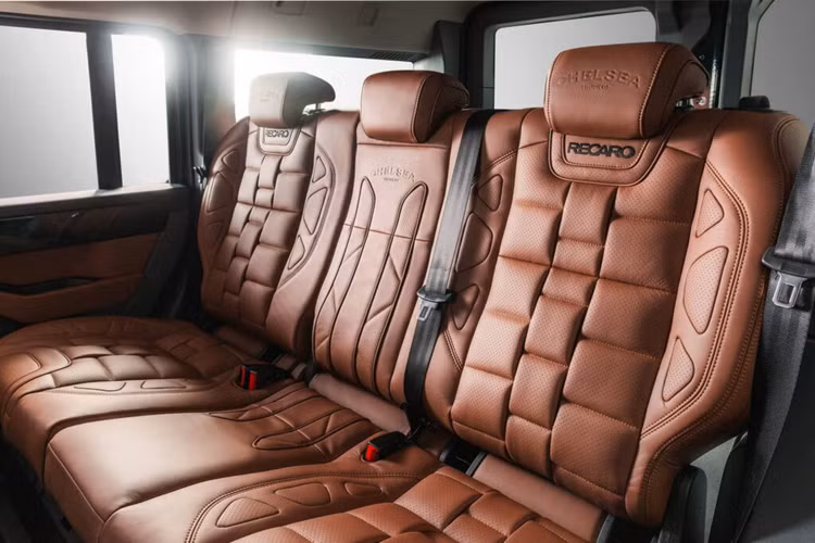 Chúng tôi có rất nhiều sản phẩm mới sắp ra mắt từ các bộ phận trang bị bên ngoài độc lập đến các gói nâng cấp toàn diện.”