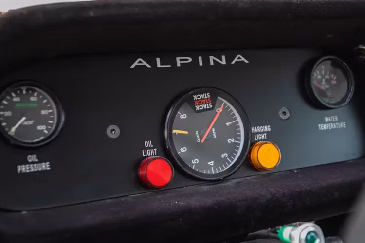 Jay Kay sở hữu BMW 3.5 CSL trong bốn năm trước khi xe được bán đấu giá và xe đã được phục chế với một số tiền lớn. Sau đó, chiếc xe đã được tiếp tục sử dụng cho tới năm 2021.