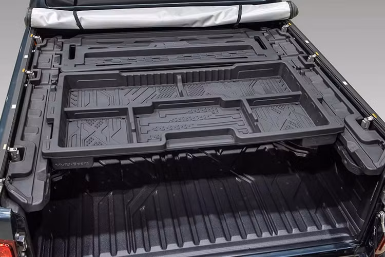 Tuy hãng không đi sâu vào chi tiết, nhiều khả năng là phần mềm ECU đã có sự tinh chỉnh để cải thiện thông số kỹ thuật của động cơ, vì mức công suất 204 mã lực và mô-men xoắn 510 Nm đều lớn hơn chút so với S10 đời cũ.