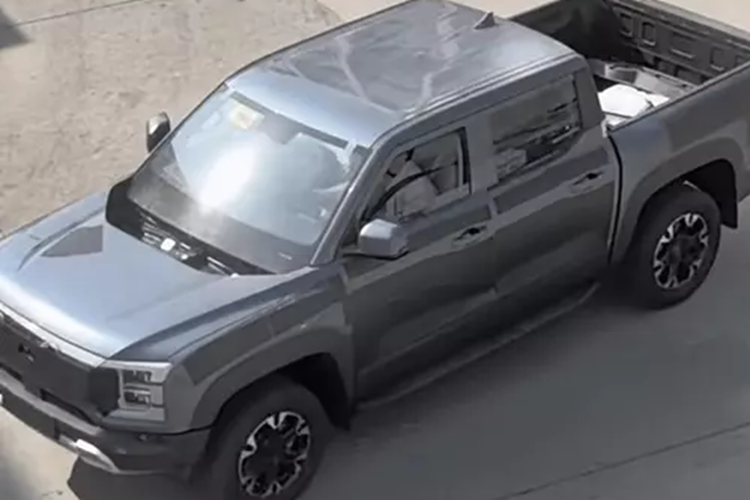 Xe ban tai cua BYD dau tien lo dien tren duong pho Trung Quoc