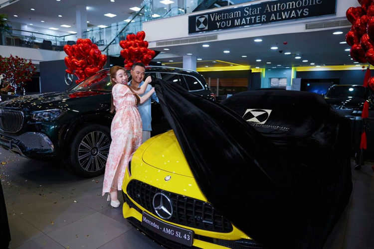 Cung cấp sức mạnh cho mẫu Mercedes-Maybach GLS 480 là khối động cơ tăng áp 6 xi-lanh, dung tích 3.0L, sản sinh công suất tối đa 367 mã lực tại dải vòng tua 5.500 - 6.100 vòng/phút và mô-men xoắn cực đại 500 Nm tại dải vòng tua 1.600 - 4.500 vòng/phút. Đi kèm hệ dẫn động 4 bánh và hộp số 9 cấp 9G-Tronic.