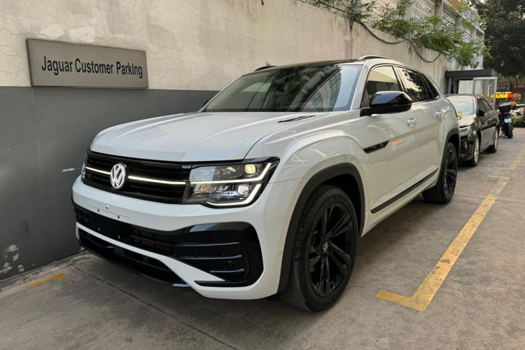 Volkswagen Teramont X da ve Viet Nam, SUV co lon du kien 2,168 ty