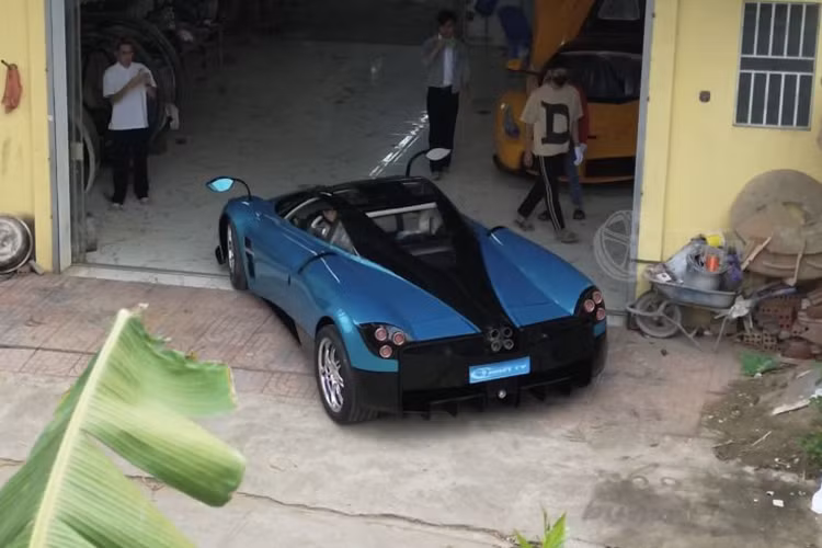 Trước Pagani Huayra, nhóm bạn trẻ Quảng Ninh này đã từng chế tạo nhiều "siêu xe" khác mô phỏng chiếc Bugatti Chiron, Ferrari LaFerrari hay Ferrari 488 GTB