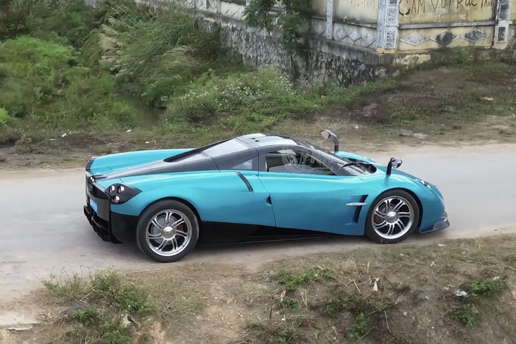 Những chiếc xe của nhóm đều nhận được sự quan tâm của giới truyền thông trong nước cũng như quốc tế. Chẳng hạn vlog nổi tiếng về xe Supercar Blondie cũng từng dành nhiều lời khen ngợi cho nhóm bạn trẻ tài năng này.