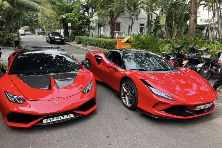 Hiện siêu phẩm không mui của Minh Nhựa nhiều khả năng đã có mặt tại nhà riêng của mình, xe đã về nước vào tháng 10 năm ngoái, sau đó được mang ra Hà Nội làm khí thải, kể từ đó, thông tin về McLaren Elva rất ít được chia sẻ.