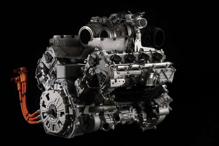 Temerario được trang bị một lỗ thông hơi khí động học lớn hơn ngay phía trước bánh sau giúp cải thiện lực ép thêm 103% so với Huracán Evo. Nếu người mua lựa chọn gói nâng cấp Temerario Alleggerita với cánh sau lớn hơn, cản trước độc đáo và vành bằng sợi carbon thì có khả năng tăng lực ép lên 158% so với Huracán Evo và giảm trọng lượng so với Temerario tiêu chuẩn.