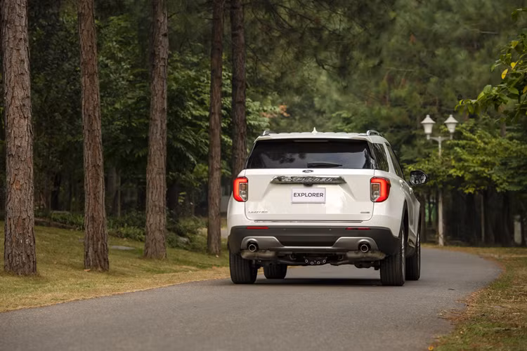 Kia hiện là một trong những thương hiệu ôtô được ưa chuộng nhất tại Việt Nam. Trong tháng 4/2024, Kia đã bán được 2.539 chiếc xe cho khách hàng Việt. Trong đó, đóng góp công lớn nhất vẫn là những cái tên quen thuộc như Kia Sonet (563 xe), Carnival (479 xe) và Seltos (473 xe).