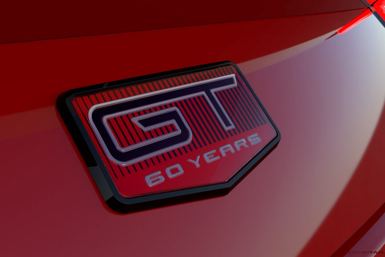 Thương hiệu cũng đồng thờ đưa ra những tùy chọn về màu sắc cho xe bao gồm màu đỏ Race Red hoặc màu xanh Vapor Blue hoặc lựa chọn màu sắc hoài cổ của những năm 1960 với màu trắng Wimbledon.