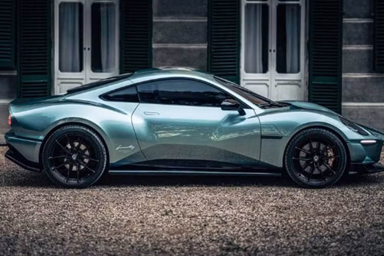 Mặc dù Yamaha chưa từng sản xuất ôtô thương mại nhưng lại được nhiều hãng xe đánh giá là có sự am hiểu về tối ưu hóa trọng lượng thông qua lĩnh vực xe hai bánh.