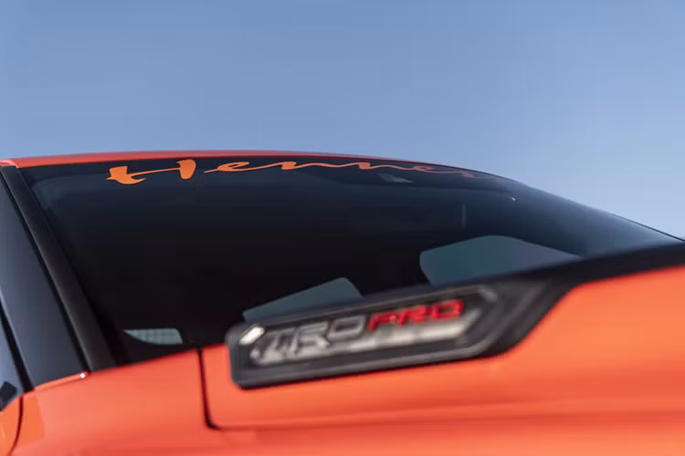 Ở Tundra mới, xe có hệ thống Multi-Terrain Select và Crawl Control và hai tính năng này sẽ hỗ trợ rất nhiều bên cạnh những nâng cấp mới này.