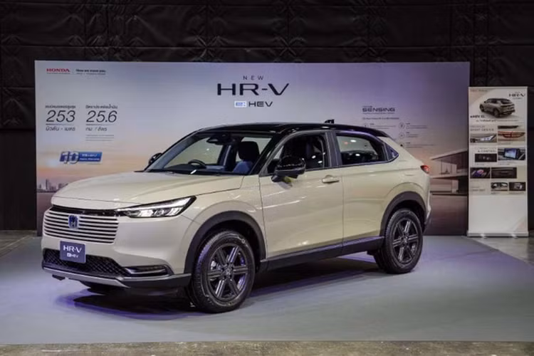 Honda HR-V 2024 tu 670 trieu dong sap ve Viet Nam 