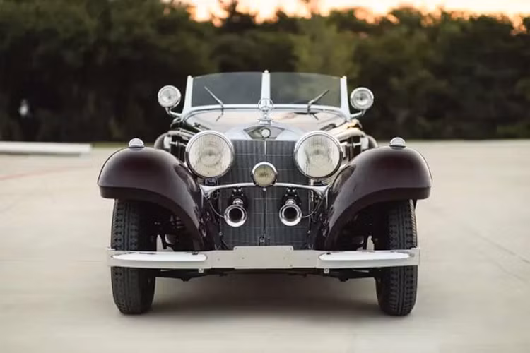 Hiện trên Bring a Trailer đang rao bán một chiếc Mercedes-Benz 500K sản xuất năm 1934 với mức giá khởi điểm 1 triệu USD và đây có thể là chiếc xe đắt nhất từng được rao bán trên trang mua bán xe nổi tiếng này.