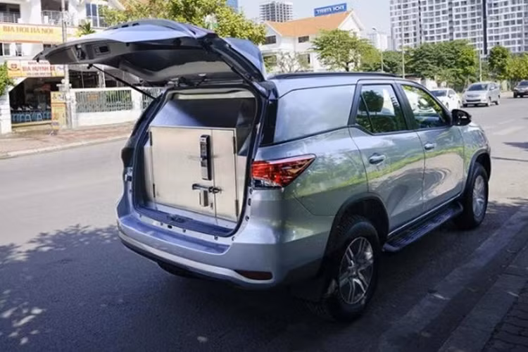 Ngan hang SCB thanh ly 23 oto cho tien chi 173 trieu dong/chiec