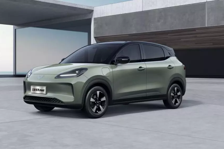 Vào ngày 12/1/2024 vừa qua, hãng xe Wuling đã tiết lộ những hình ảnh chính thức của mẫu SUV cỡ nhỏ Bingo Plus, tức là bản hiệu suất cao của Bingo. Mẫu xe SUV Wuling Bingo Plus dự kiến sẽ chính thức ra mắt vào nửa đầu năm nay.