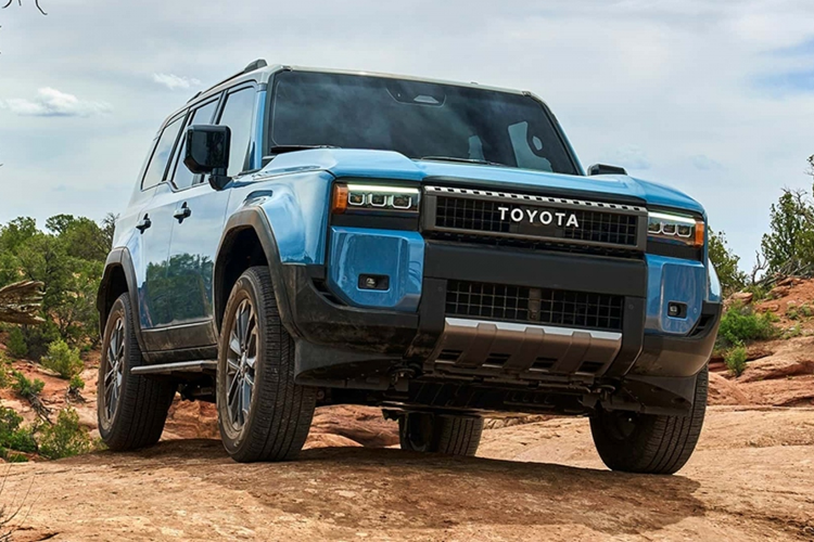 Mặc dù hiệu quả của loại lốp này mang lại cho chiếc xe là rất tích cực, cả về khía cạnh ngoại hình lẫn công năng sử dụng, nhưng giá bán lẻ thực tế mỗi chiếc lốp tại Mỹ chỉ là 280 USD (khoảng 7,14 triệu đồng). Như vậy giá trị của cả bộ lốp đã bị đội lên gấp 4,4 lần.