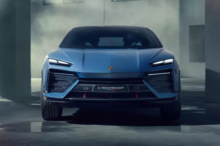 Chúng tôi không nghĩ rằng, trong phân khúc của chúng tôi, thị trường sẽ sẵn sàng vào năm 2025 hoặc 2026." Một số xe điện hiệu suất cao trên thị trường hiện nay có thể vượt qua chiếc xe hybrid Temerario hoàn toàn mới, vốn không hề chậm chạp.