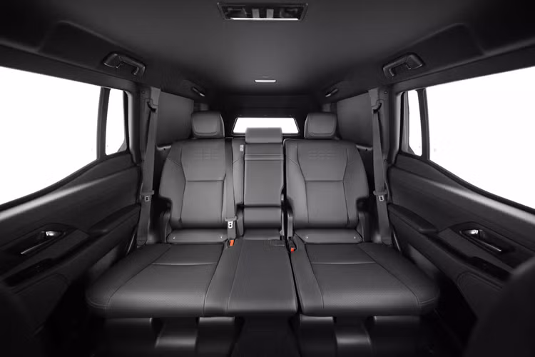 Inkas cũng tiến hành gia cố bản lề cửa, nâng cấp hệ thống treo và cung cấp nhiều tùy chọn.