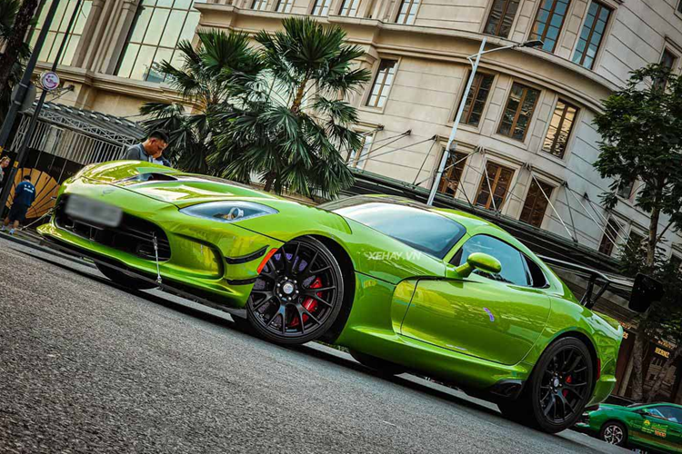 Tính đến thời điểm hiện tại đây là chiếc Dodge Viper ACR thứ 2 tại dải đất hình chữ S, tuy nhiên đây lại là chiếc đầu tiên của thế hệ thứ 5. Đáng chú ý, chiếc Dodge Viper ACR trong bài là thế hệ Viper ACR cuối cùng được sản xuất trước khi bị khai tử vào năm 2017.