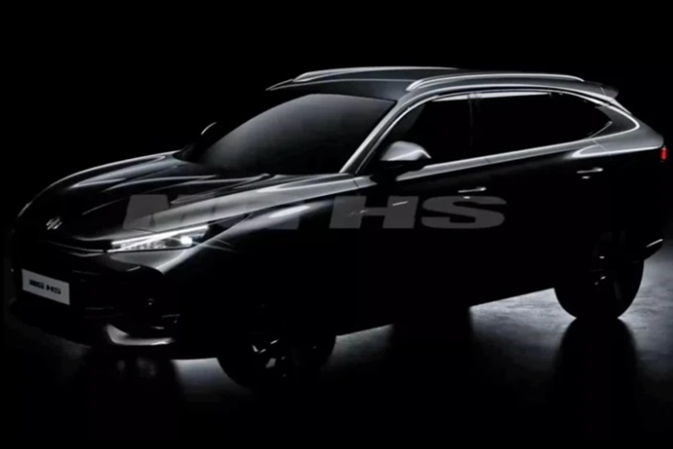 Trước thềm ra mắt, hãng đã đăng một đoạn teaser, hé lộ về mẫu xe mới. Dù đoạn video không tiết lộ rõ nét về ngoại thất xe nhưng người dùng cũng hình dung được đôi chút đó sẽ là MG HS 2025 mới.