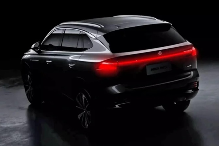 Tại Việt Nam, MG HS đang được phân phối với 2 phiên bản DEL và LUX, đi cùng giá bán lần lượt là 699 triệu và 749 triệu đồng.