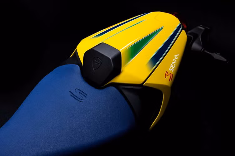 Mẫu xe sẽ được sản xuất giới hạn ở 341 chiếc và con số này nhằm ý nghĩa vinh danh 3 Danh hiệu Thế giới của Senna và 41 lần về đích ở vị trí đầu tiên.