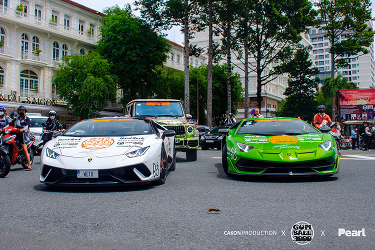 Hành trình siêu xe lớn nhất của thế giới, Gumball 3000 2024 từ Việt Nam đã chính thức khai màn với những thay đổi quan trọng, trong đó đáp ứng trước việc TP.HCM đề nghị giảm, hoãn lễ hội và sự kiện để sẻ chia với đồng bào sau bão số 3, chương trình này sẽ hủy bỏ lễ hội âm nhạc cùng các sự kiện bên lề, chỉ tập trung vào việc trưng bày siêu xe.