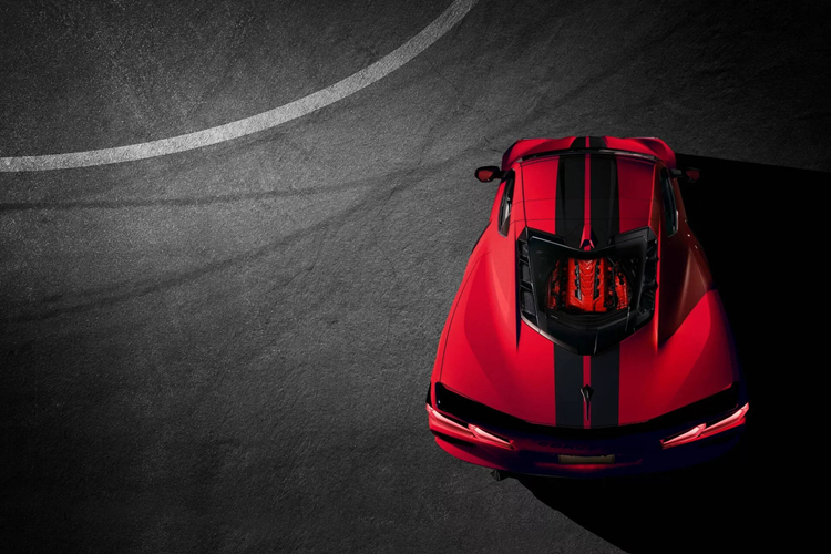 Xe đã nhận đặt hàng từ thời điểm này và sẽ bàn giao đến những khách hàng đặt mua sớm nhất kể từ tháng 9/2024. Dòng Corvette C8 đã được bán tại Nhật từ năm 2020, có cả bản Z06 hiệu năng cao nhưng chỉ với ngoại thất sơn đen.