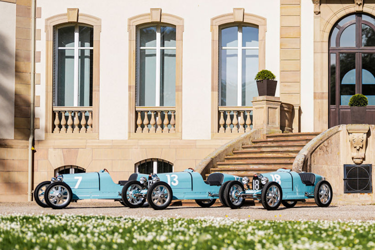 Giá xe Bugatti Baby II Type 35 Centenary Edition chưa được tiết lộ, nhưng đã được bán cho các nhà sưu tập tư nhân trên toàn cầu. Vì vậy, nếu người dùng còn có nhu cầu thì cần phải thực hiện đặt hàng riêng với thương hiệu The Little Company với mức giá “không hề rẻ”.
