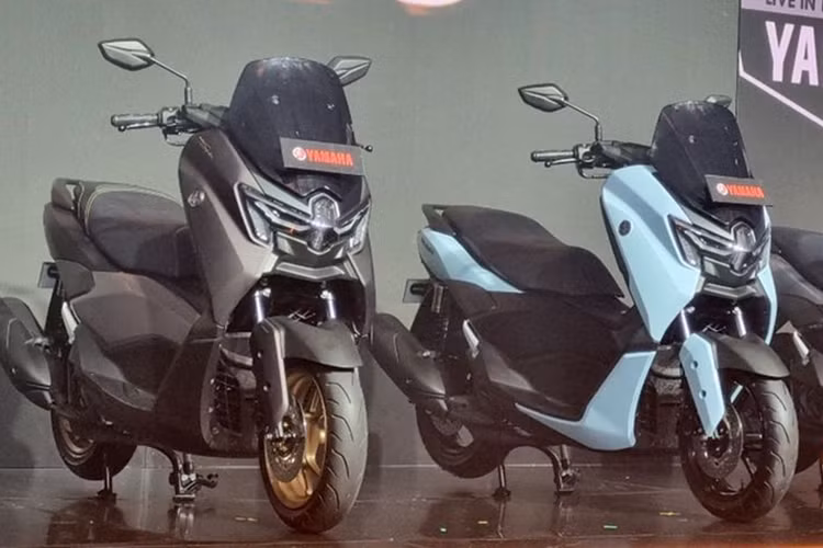 Giá xe Yamaha Nmax 2024 bản Neo là 2.000 USD (tương đương 46,9 triệu đồng), Neo S là 2.100 USD (49 triệu đồng), Turbo có giá 2.300 USD (54 triệu đồng), Turbo Tech Max có giá 2.650 USD (62 triệu đồng) và Turbo Tech Max Ultimate có giá 2.750 USD (64 triệu đồng).