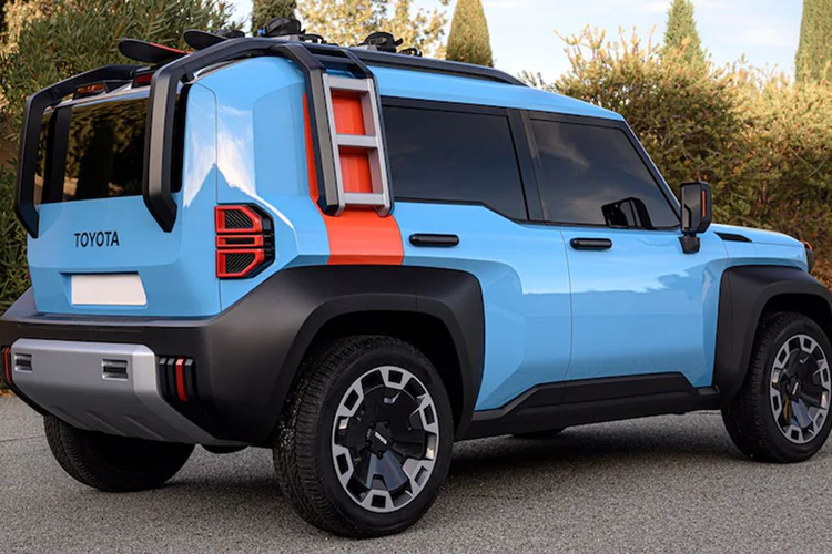 Theo đó, bản mini của Toyota Land Cruiser sẽ có ngoại hình vuông vắn, khá tương đồng với mẫu xe concept Compact Cruiser EV từng ra mắt vào cuối năm 2021. Tuy nhiên, xe sẽ được tinh chỉnh một số chi tiết bên sườn và được bổ sung thêm lốp dự phòng.