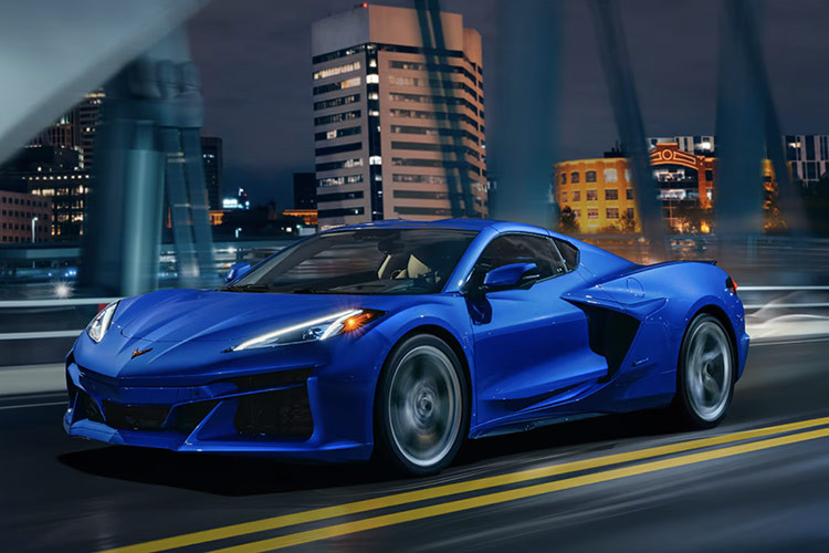 Chiếc Chevrolet Corvette 2024 hiếm nhất chính là phiên bản coupe E-Ray màu Accelerate Yellow. Chevrolet chỉ sản xuất 6 chiếc.