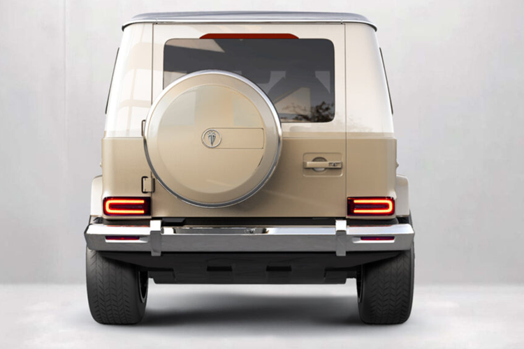 Ngoài ra, thương hiệu Carlex đã nâng cấp khối động cơ V8 tăng áp kép của G63, từ đây giúp xe tạo ra công suất 805 mã lực và mô-men xoắn cực đại 1.020 Nm. Hiện tại, giá bán của mẫu xe độ này vẫn còn chưa được công bố.