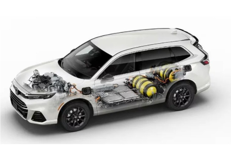 Hệ thống này còn có chức năng sạc hai chiều, khách hàng có thể sử dụng pin để cung cấp năng lượng cho bất kỳ loại thiết bị điện tử, thiết bị cắm trại và thiết bị gia dụng nhỏ nào thông qua ổ cắm điện 110 volt cung cấp công suất lên tới 1.500 watt.