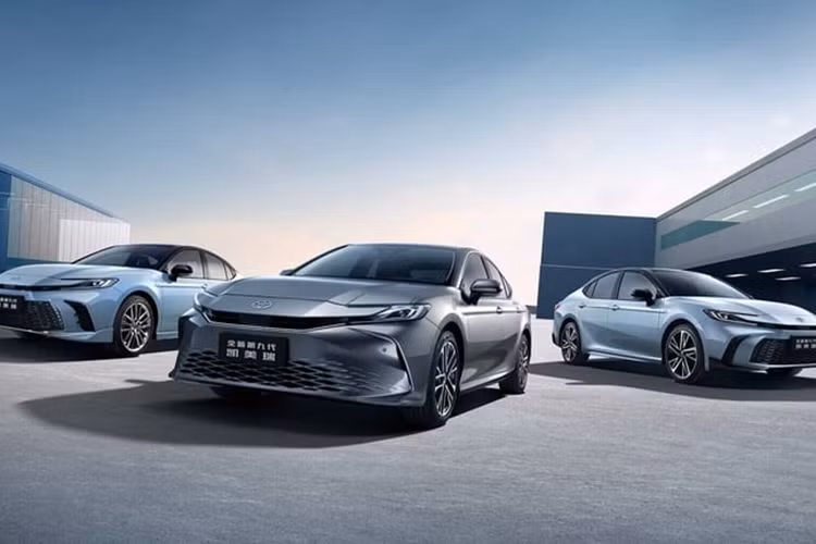 Như đã biết sau thị trường Mỹ, hãng xe Nhật Bản đã tiếp tục giới thiệu Toyota Camry thế hệ thứ 9 hoàn toàn mới tới thị trường Trung Quốc tại Triển lãm ô tô Quảng Châu 2023 từ ngày 17/11.
