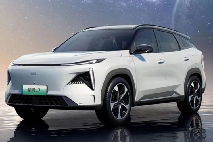 Từ tháng 1 đến tháng 9/2024, doanh số tích lũy của mẫu xe SUV Geely Galaxy L7 trên thị trường là 55.808 chiếc, xếp thứ 42 về doanh số bán SUV.